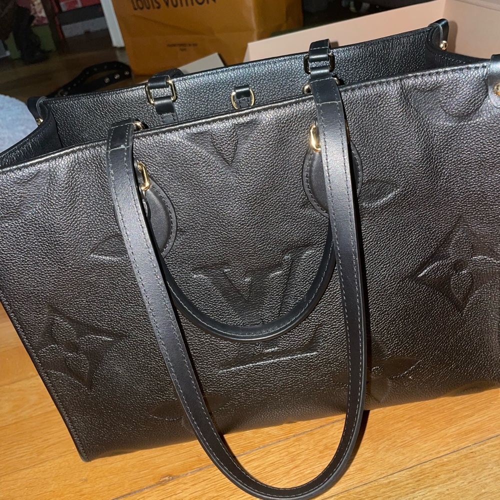 Louis Vuitton On The Go - MM